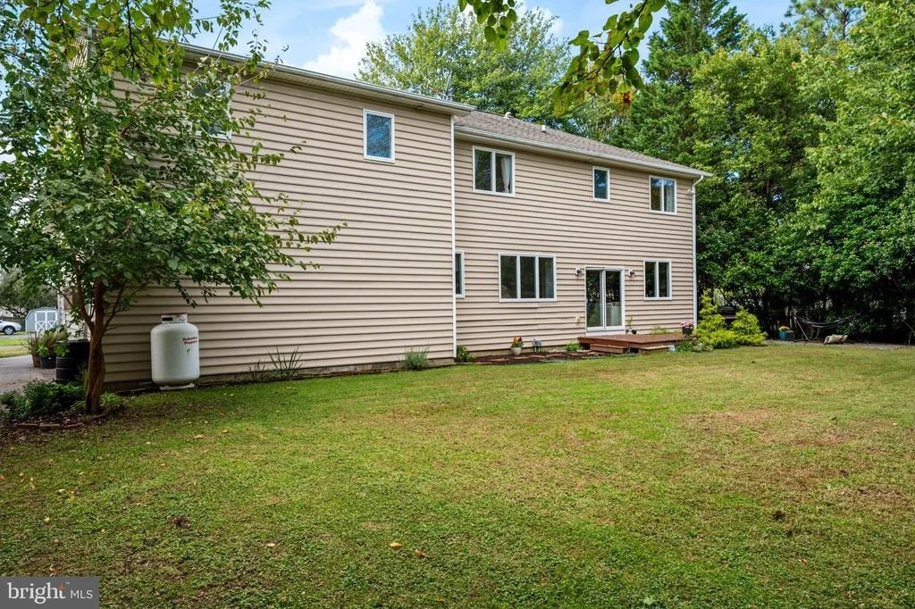 Photo of 1351 CALVERT ROAD