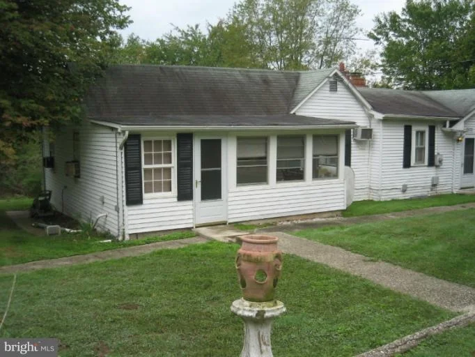 Photo of 10565 LIMMERICK DRIVE