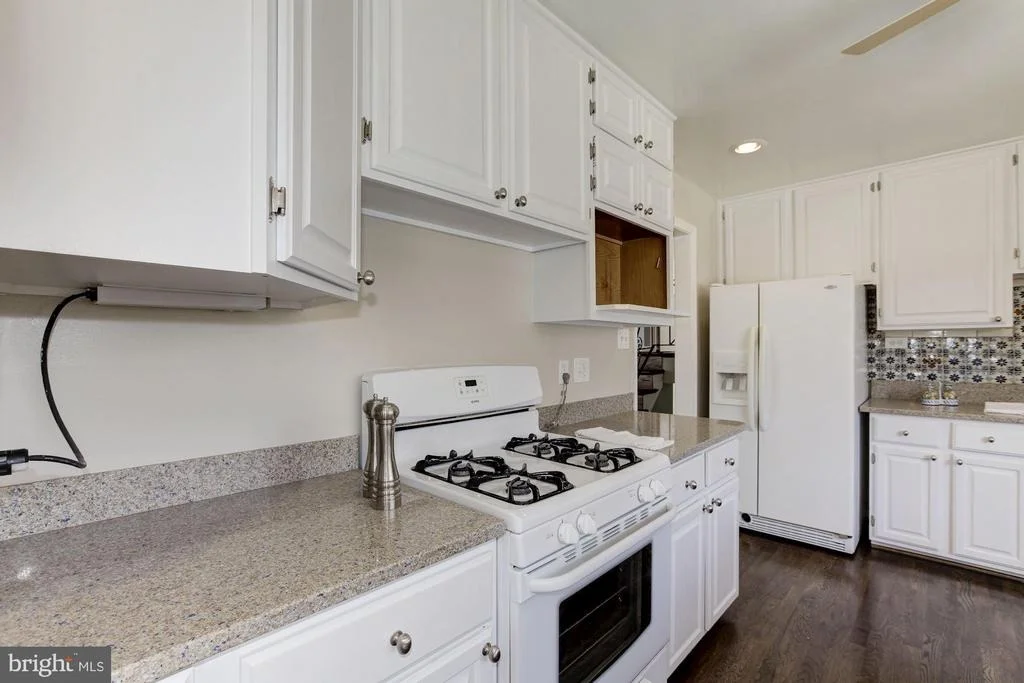 Photo of 6400 REDWING ROAD