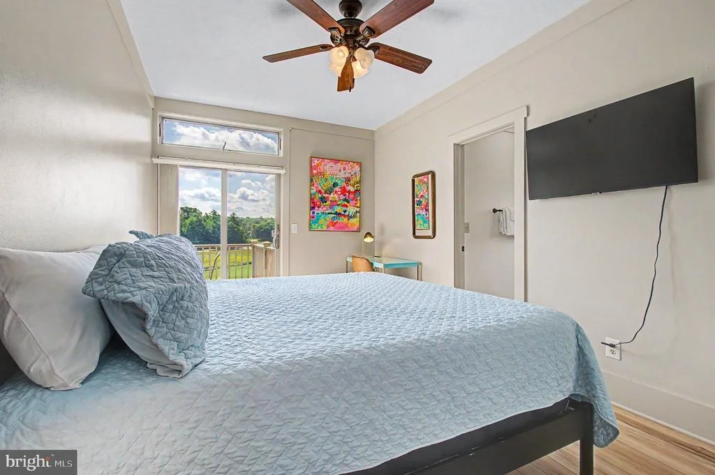 Photo of 342 LAKEFRONT LINKS DRIVE