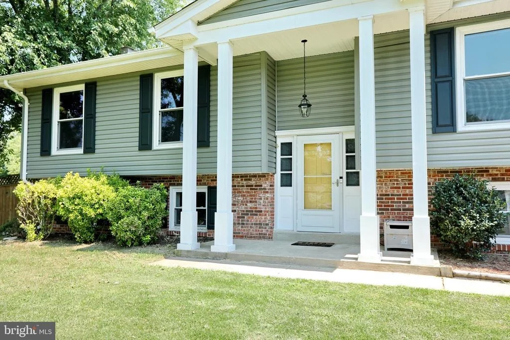 Photo of 5016 SKYLARK DRIVE