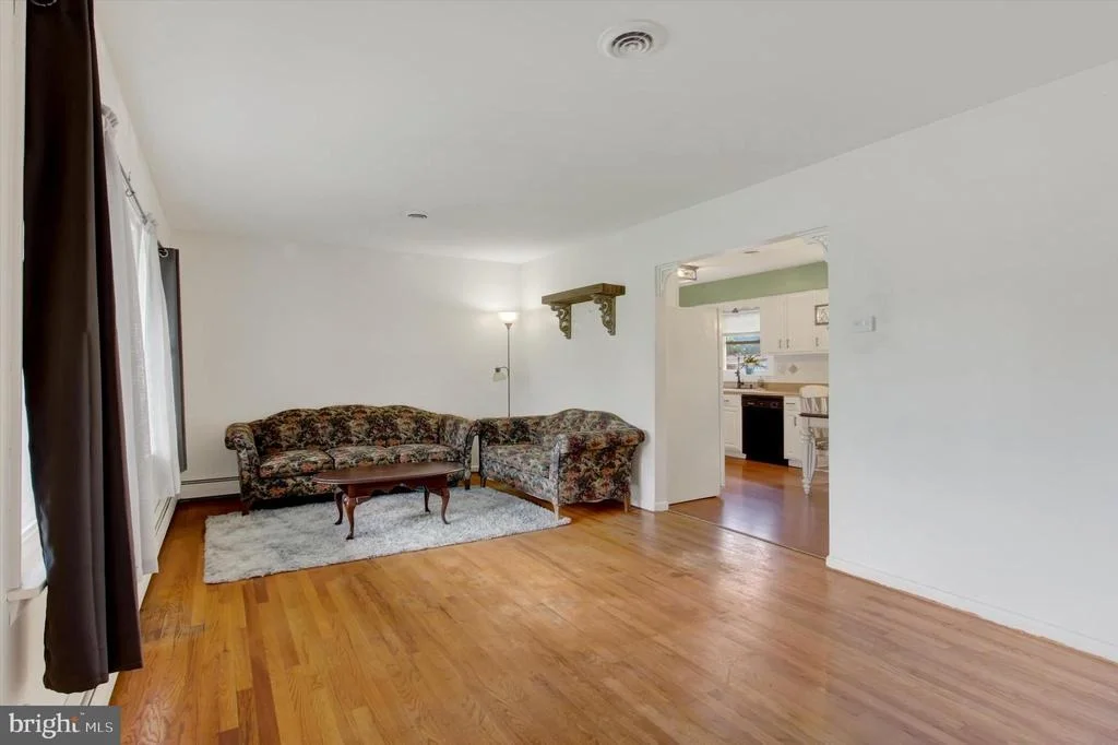 Photo of 5840 YORK ROAD