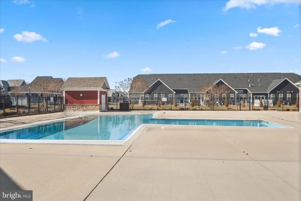 Photo of 322 MARINERS CIRCLE