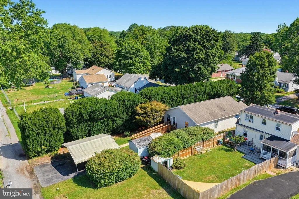 Photo of 50 N HALSEY ROAD