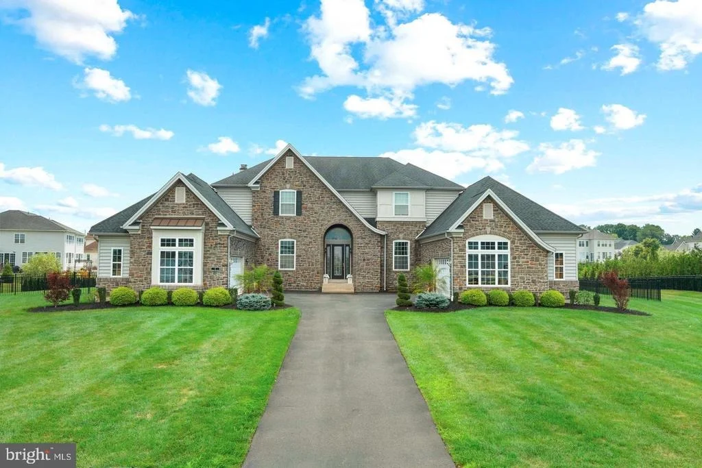 Photo of 4 SHADY PINES DRIVE