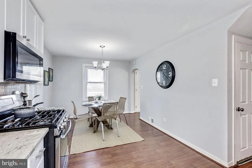 Photo of 403 E UNIVERSITY BOULEVARD