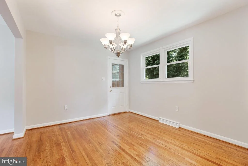 Photo of 12403 LYTTON AVENUE