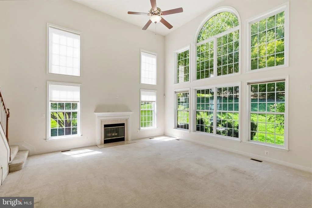 Photo of 915 ZENITH DRIVE