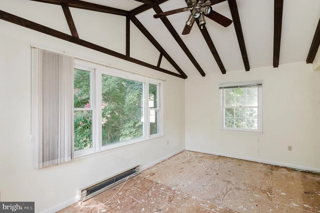 Photo of 318 BEACH DRIVE