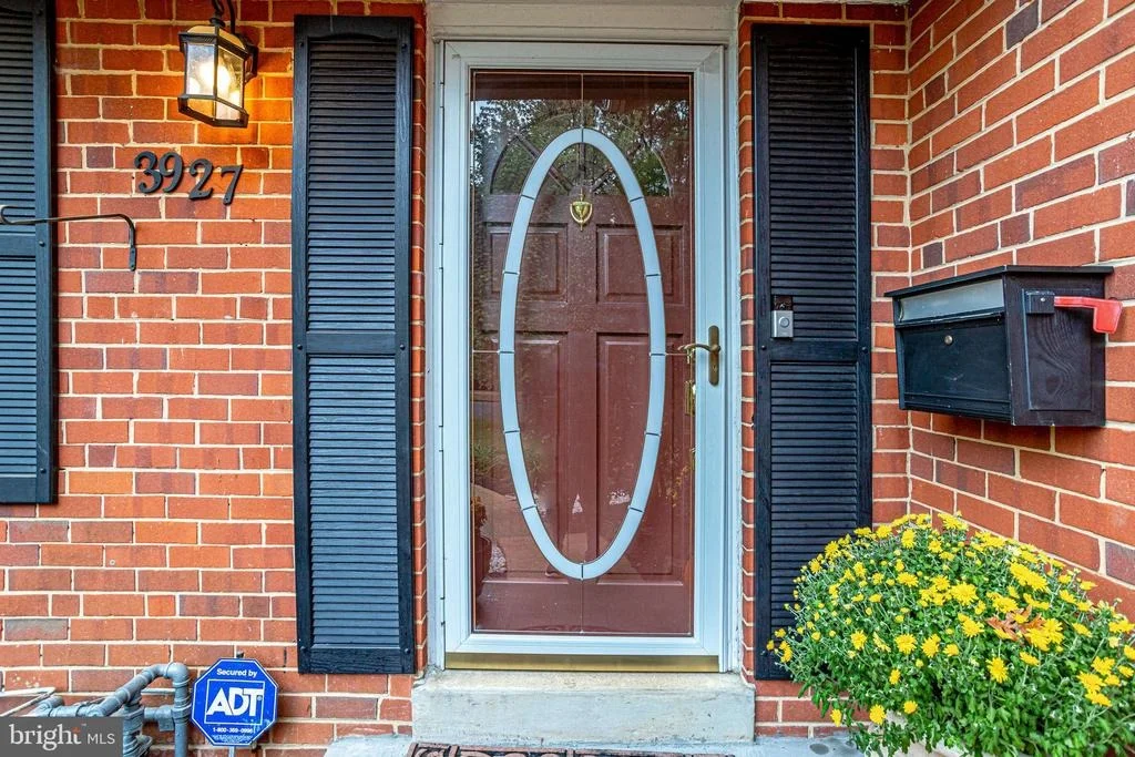 Photo of 3927 FOREST GROVE DRIVE