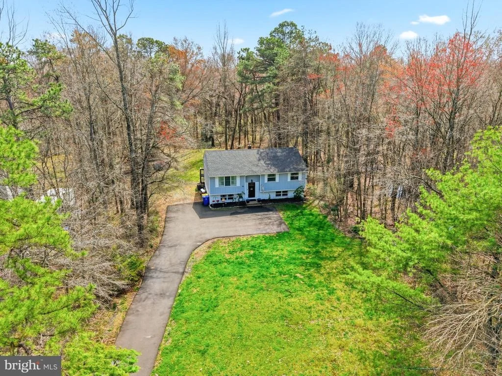 Photo of 16 SKEET ROAD