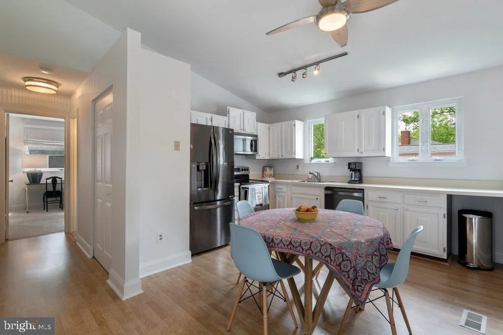 Photo of 1179 GATEWAY DRIVE