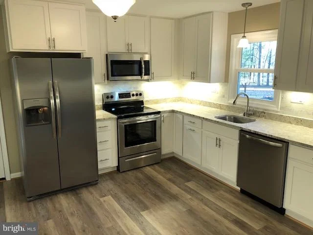 Photo of 18816 MUNCASTER ROAD