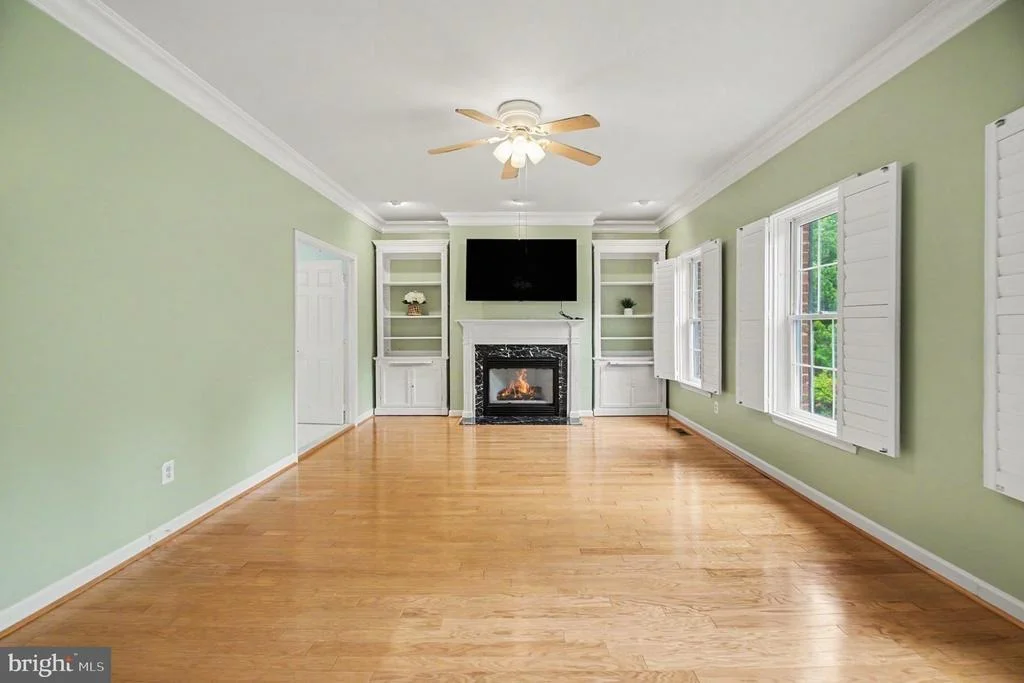 Photo of 7182 BREWSTER LANE