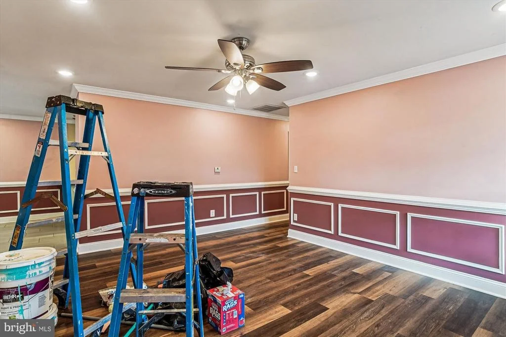 Photo of 417 WHITE OAK PLACE
