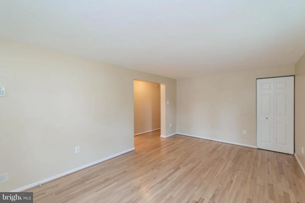 Photo of 9501 PARK AVENUE