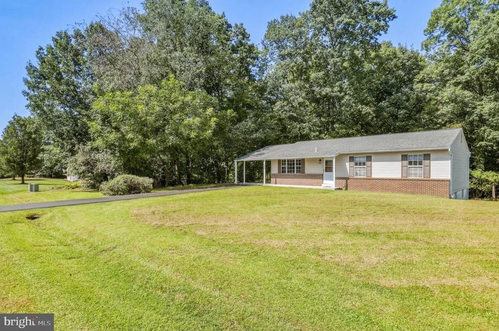 Photo of 3902 SHAKESPEARE WAY