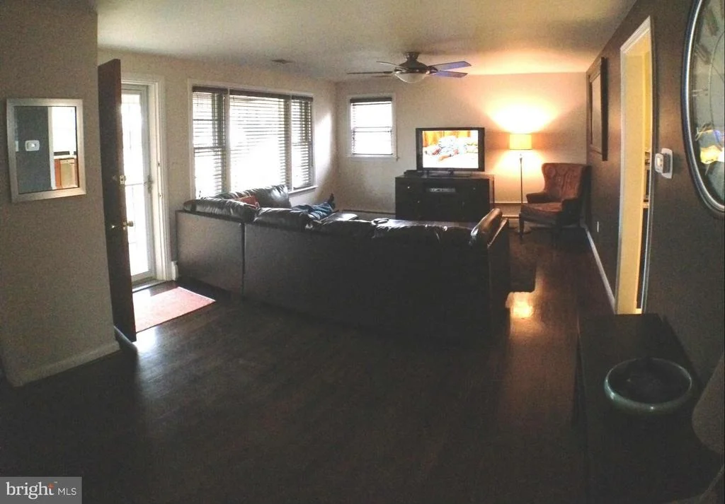 Photo of 17 13TH STREET E