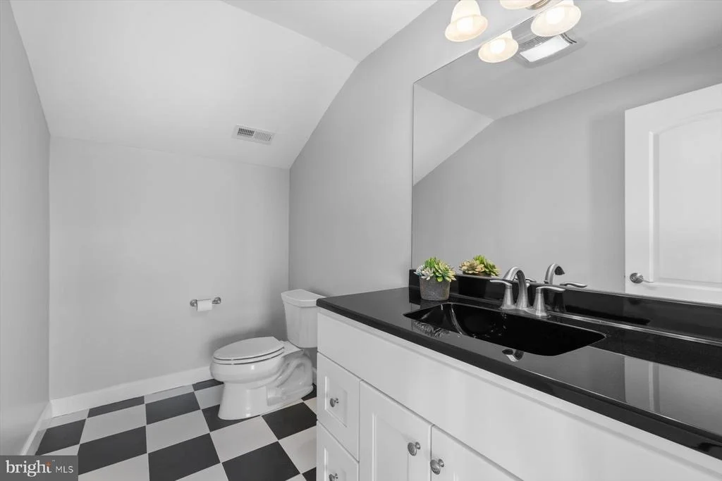 Photo of 35 INLET VIEW COURT