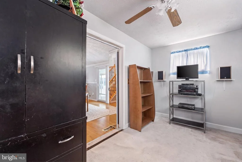 Photo of 5608 HUNTSMOOR ROAD