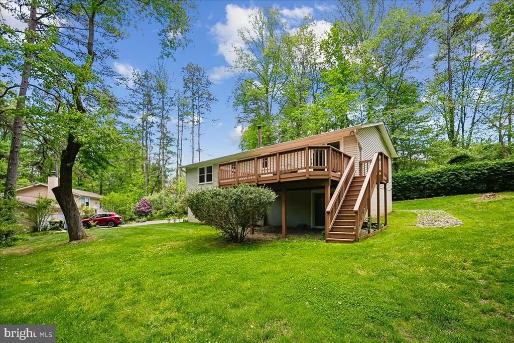 Photo of 10806 OLDFIELD DRIVE