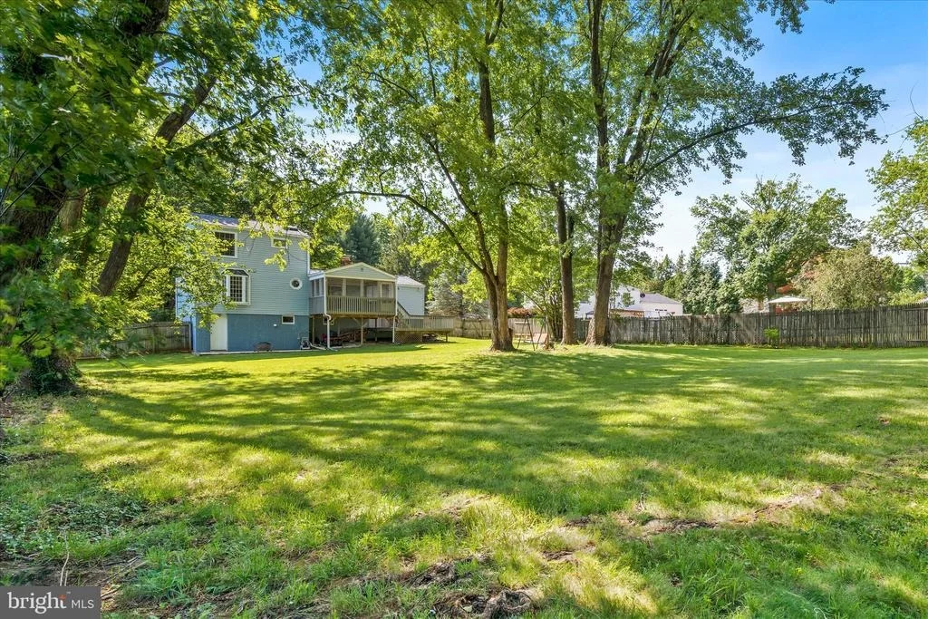 Photo of 7014 WILLOW TREE DRIVE S