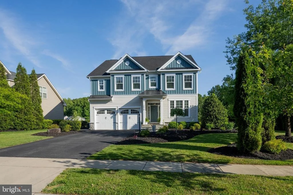 Photo of 2419 MACALLISTER LANE