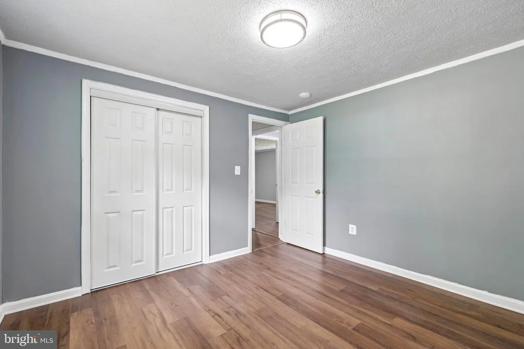 Photo of 1437 CEDARHURST ROAD