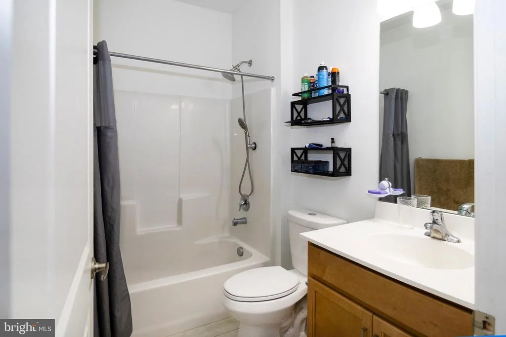 Photo of 3700 CASTLETON DRIVE