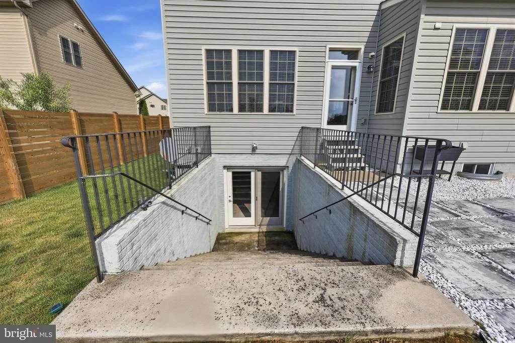 Photo of 4357 SHAMROCK DRIVE