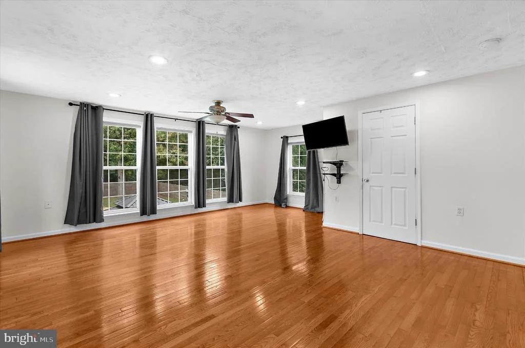 Photo of 1718 SEVERN ROAD