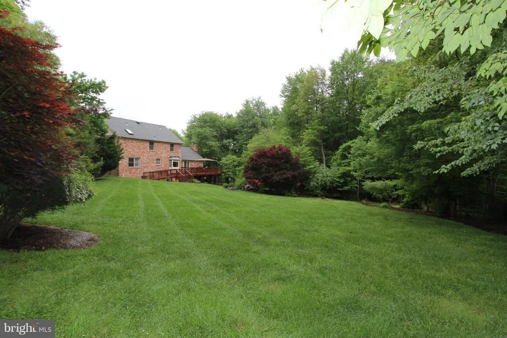 Photo of 11476 BRONZEDALE DRIVE