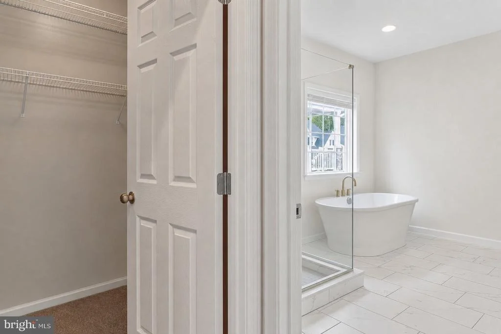 Photo of 2754 HILLFIELD DRIVE