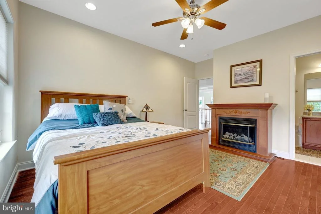 Photo of 24337 EAGLES LANDING PLACE