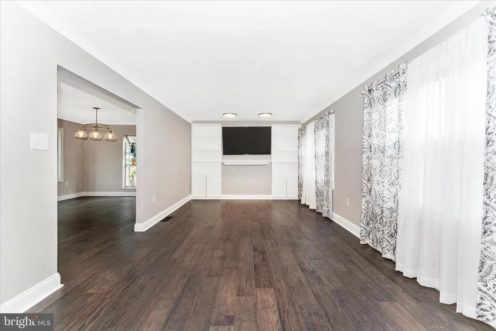 Photo of 301 LANAFIELD DRIVE