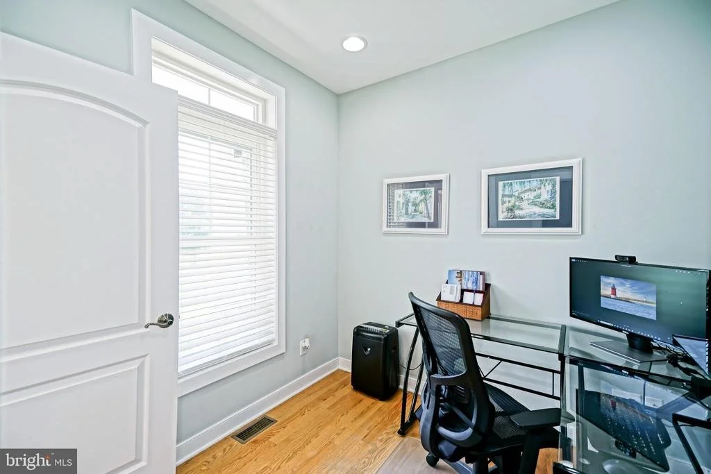 Photo of 35494 RED TAIL ROAD
