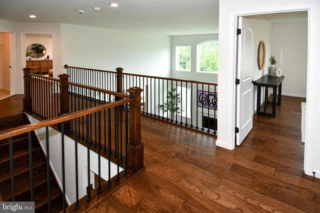 Photo of 2710 HILLFIELD DRIVE