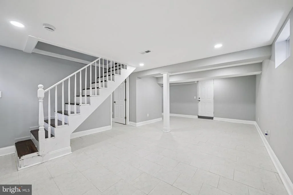 Photo of 4902 GILRAY DRIVE