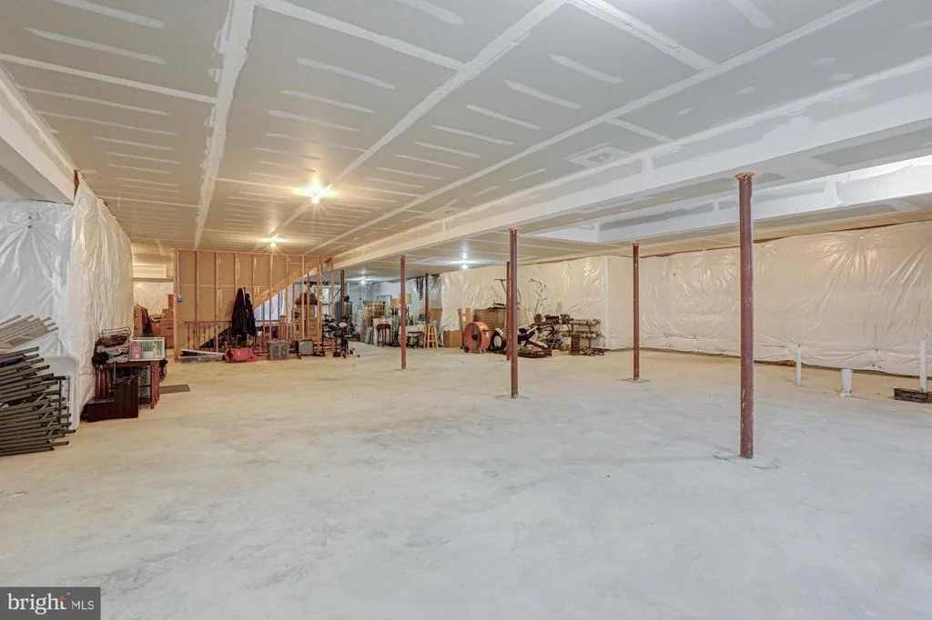 Photo of 1233 BUNKER HILL ROAD