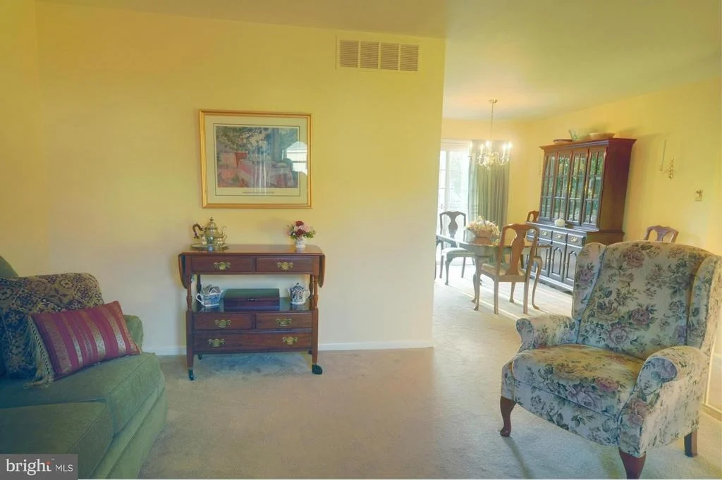 Photo of 424 WESTSIDE BOULEVARD