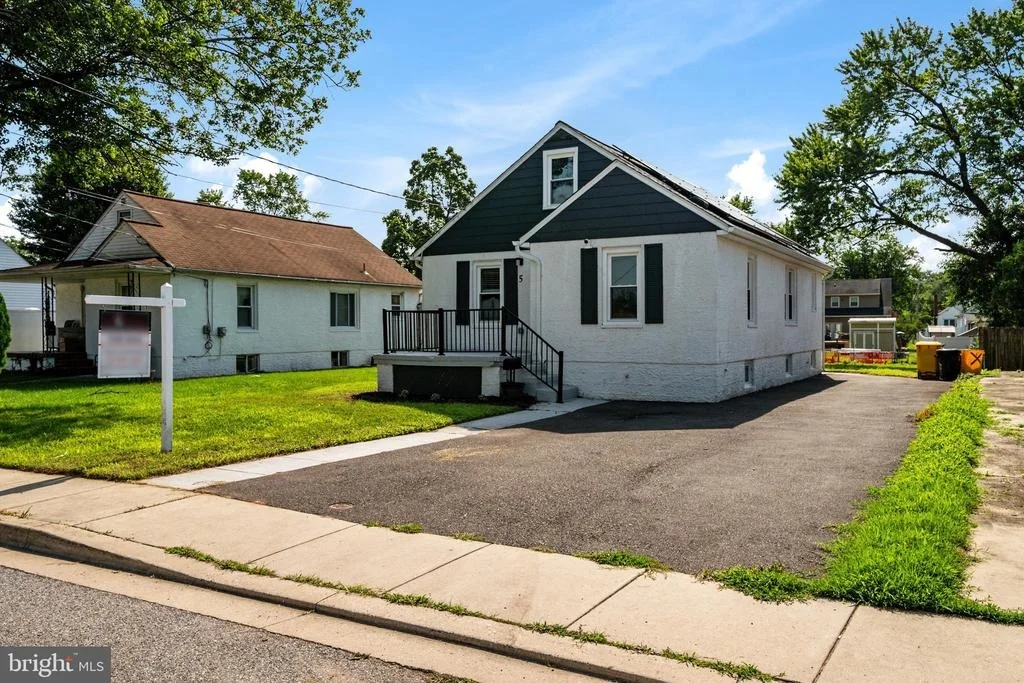 Photo of 5 HAMPTON ROAD