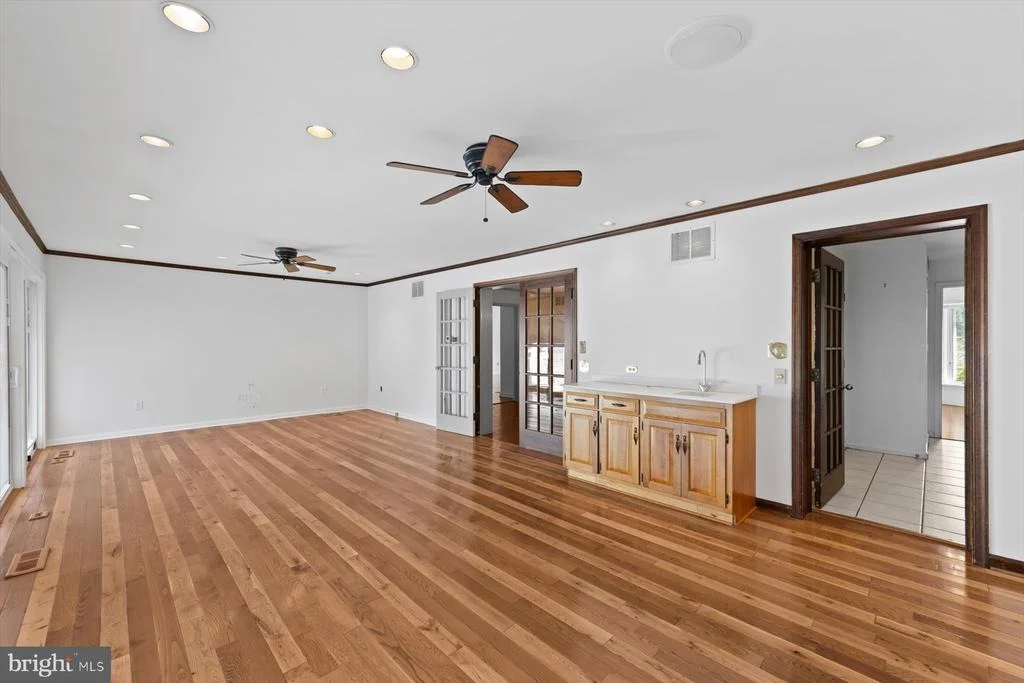 Photo of 20340 SILVER LAKE DRIVE
