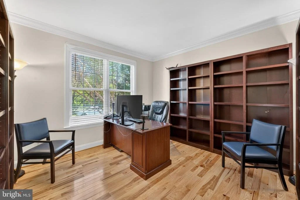 Photo of 42758 GLENSIDE DRIVE
