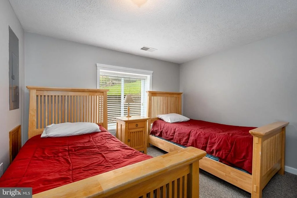 Photo of 638 GLENDALE ROAD