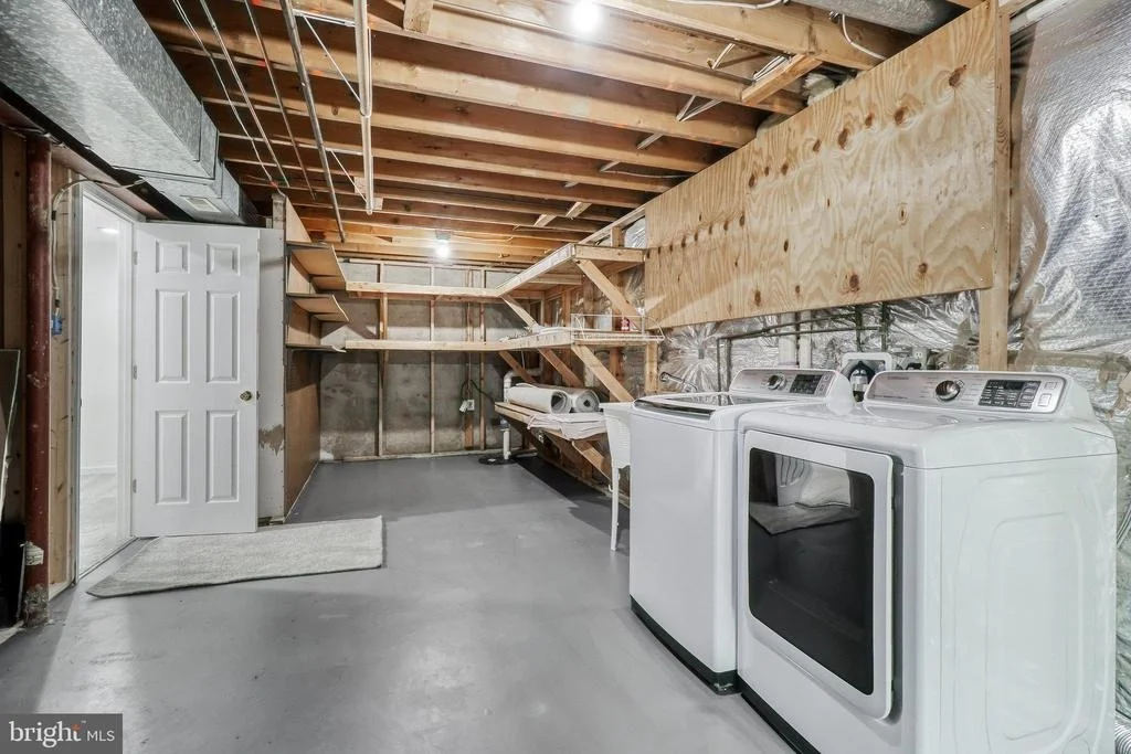 Photo of 1433 VALEBROOK LANE