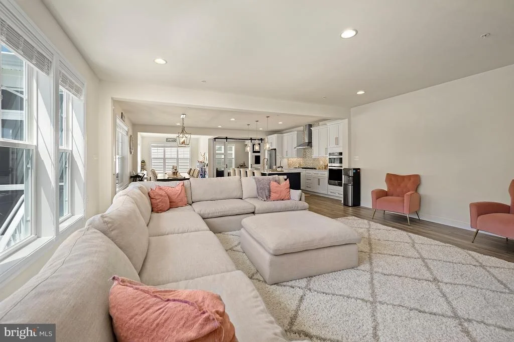 Photo of 11063 EMERALD CROWN DRIVE
