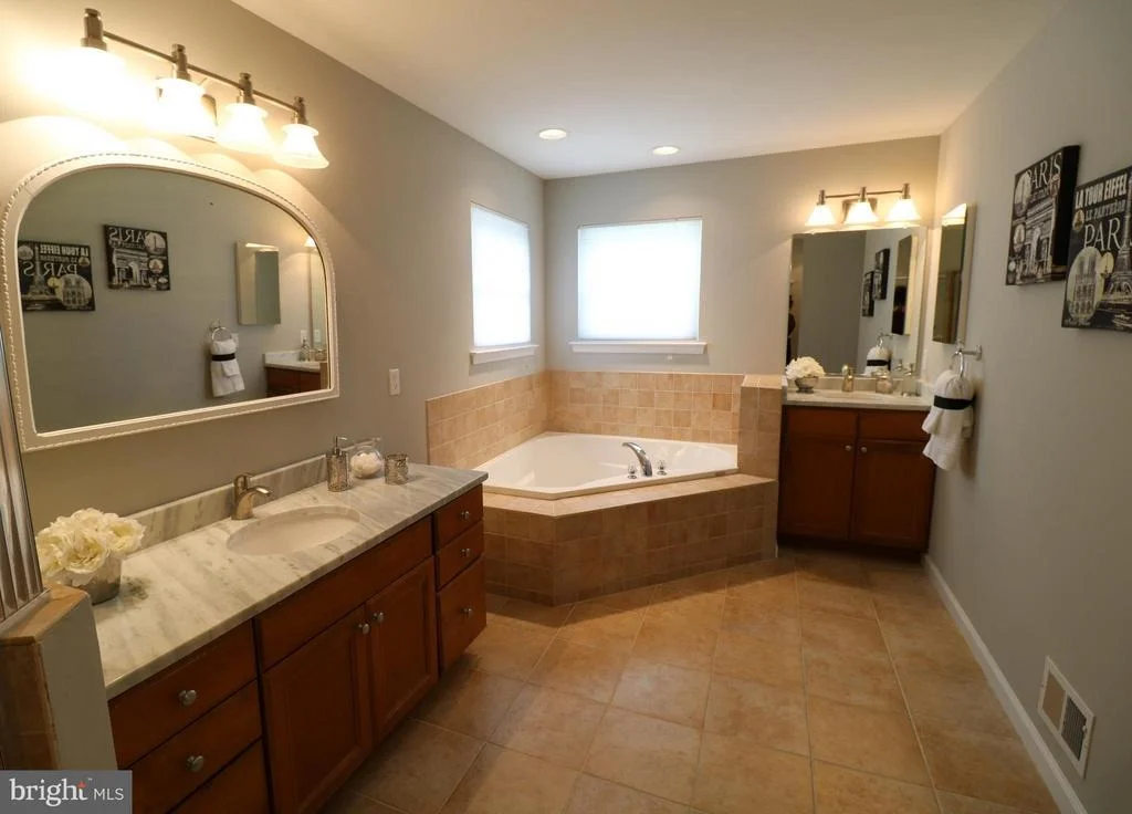 Photo of 1180 BAYVIEW VISTA