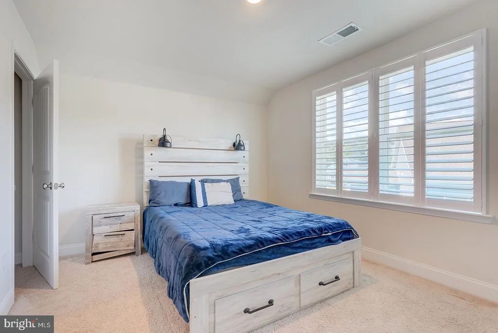 Photo of 15496 CRAPE MYRTLE ROAD
