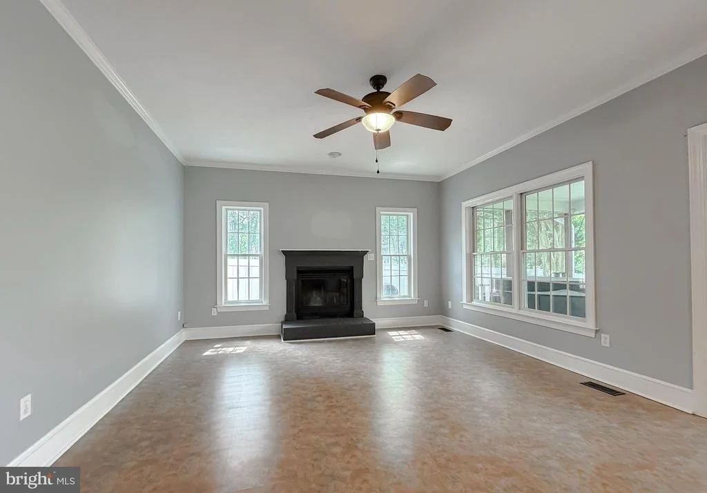 Photo of 40777 CENTER 40 CIRCLE