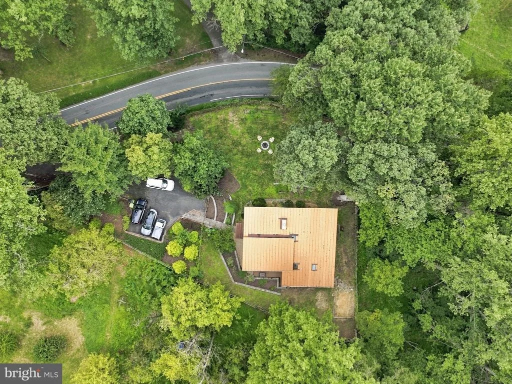 Photo of 7221 CLIFTON ROAD
